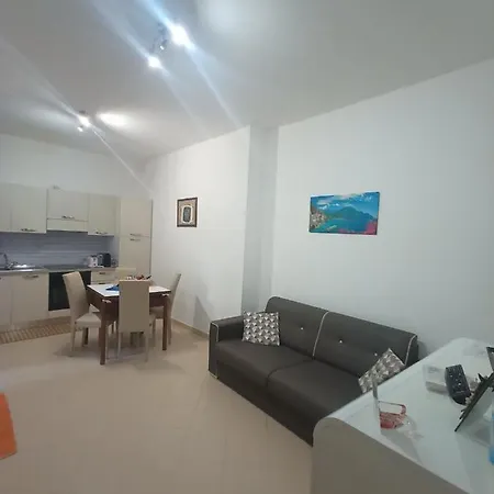 Domus Lavinia Apartment Furore